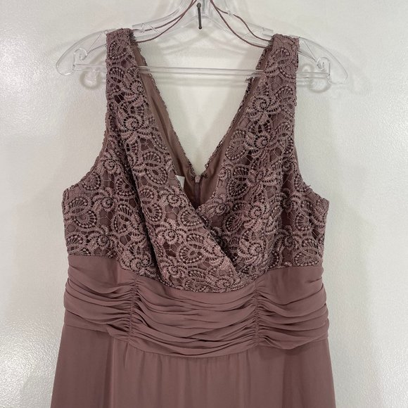 PATRA NWOT New Women's Plus Size 16 Evening Gown Mauve Pink w/ Lace Shell Long - Picture 3 of 16